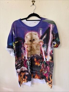 Graphic Kitten Laser Cat Tee in Purple, White, Black